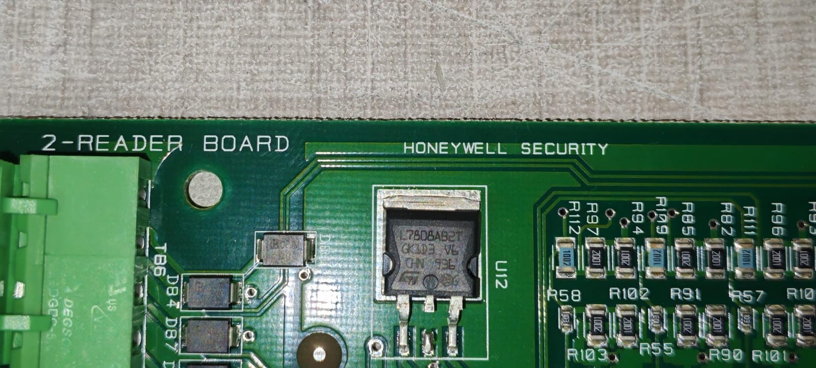 HONEYWELL PRO32R2 2-READER BOARD 10291-0000-F REV.C ACCESS CONTROL UNIT