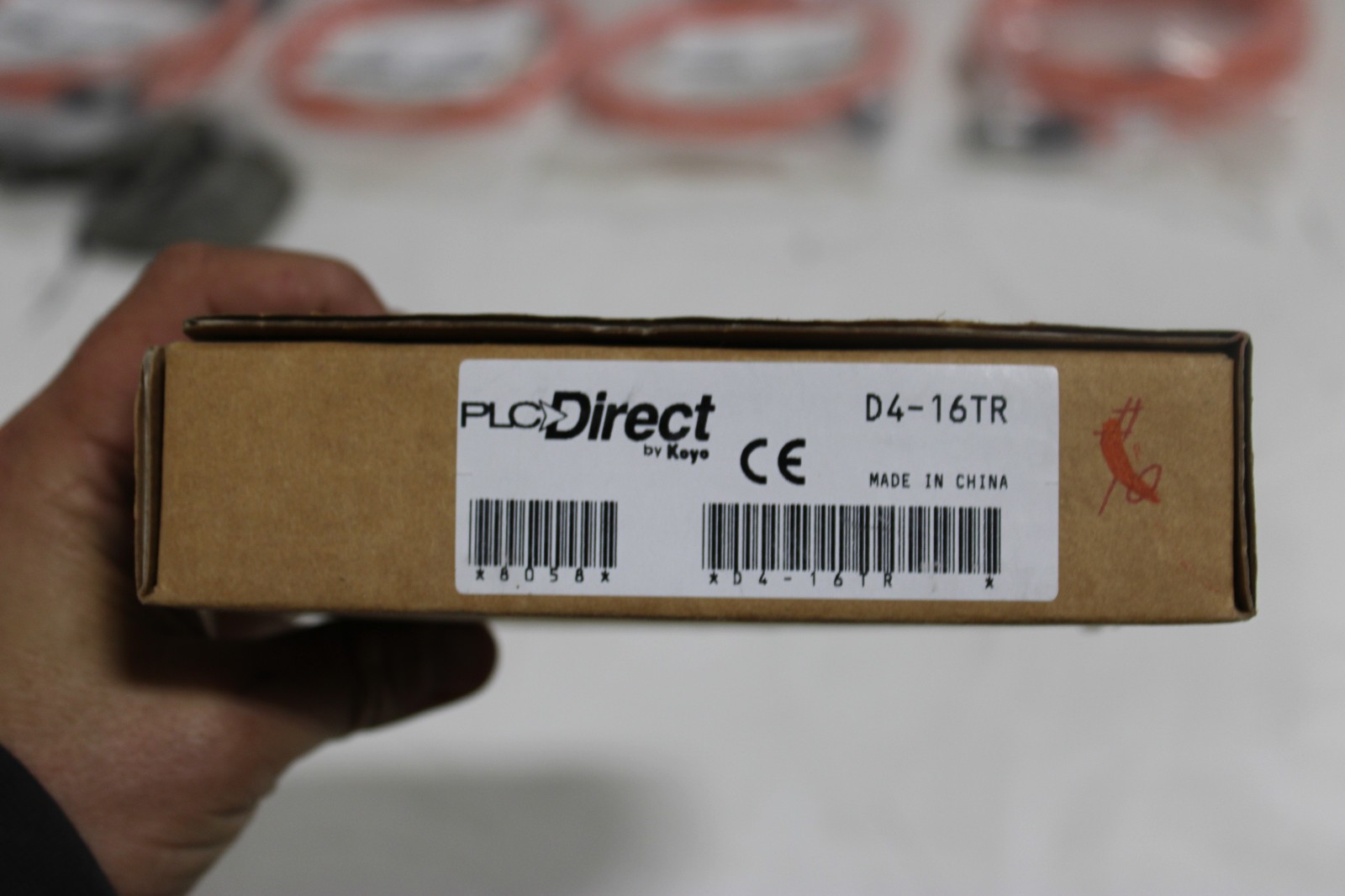 NEW AUTOMATION DIRECT D4-16TR RELAY OUTPUT MODULE