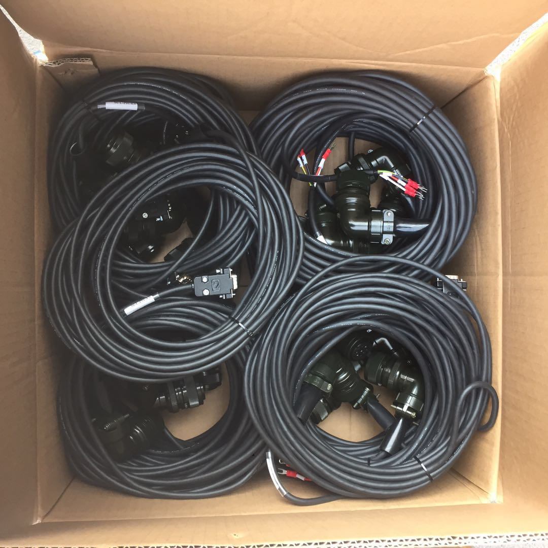 omron cable XW2Z-100A new FREE EXPEDITED SHIPPING