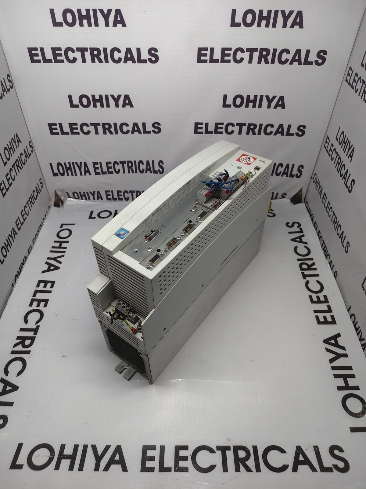 LENZE EVS9324-ESV004 SERVO CONTROLLER ( USED CONDITION )