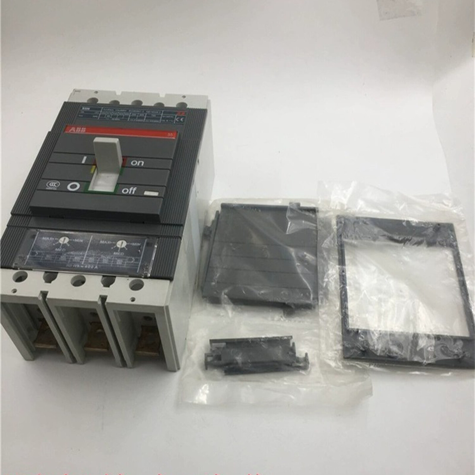 1PC NEW ABB circuit breaker 1SDA038439R1 S5N400 R400 3P F F Free ship