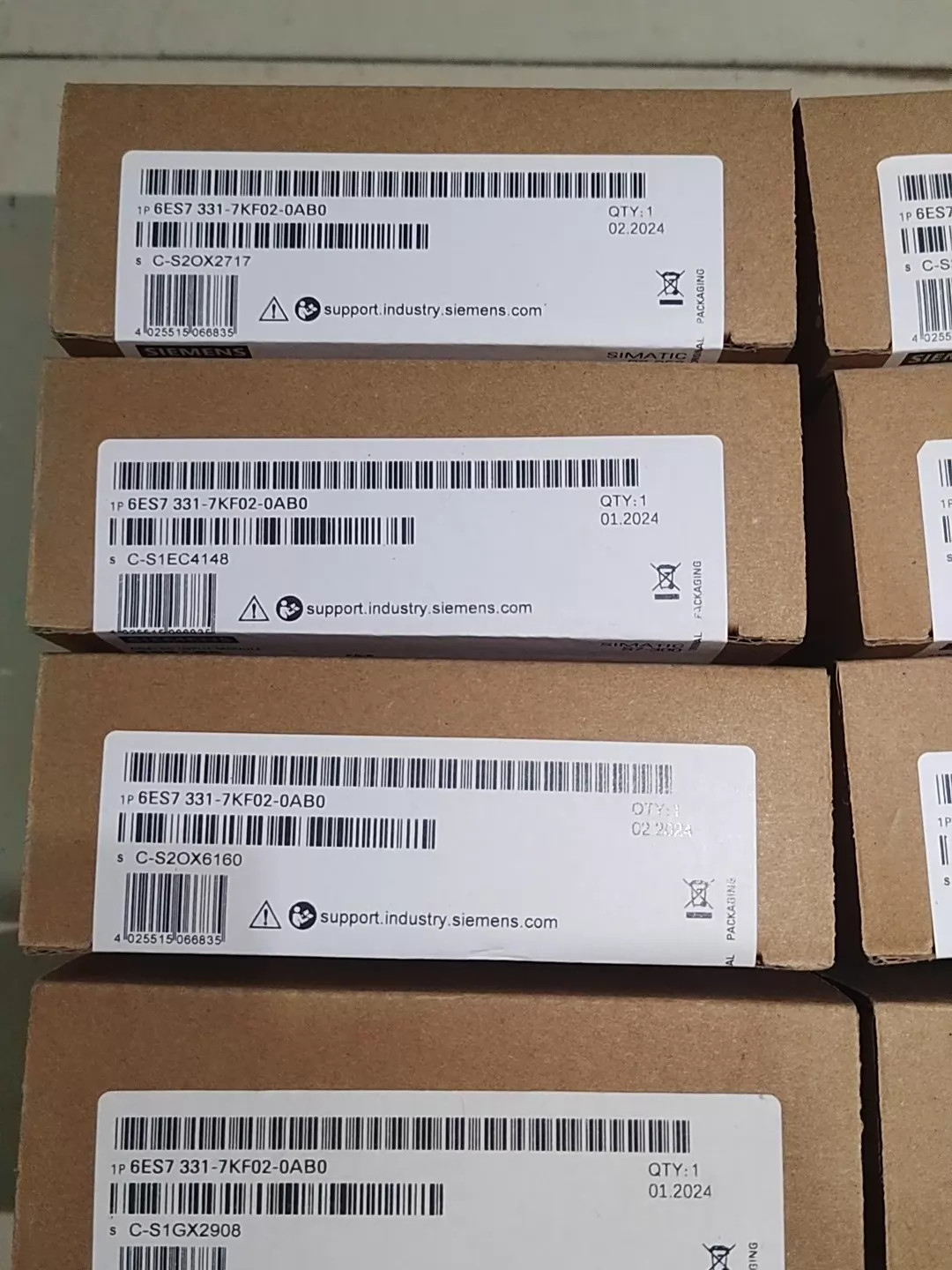 6ES7331-7KF02-0AB0 1PCS Brand New SIEMENS 6ES7 331-7KF02-0AB0 Fast delivery