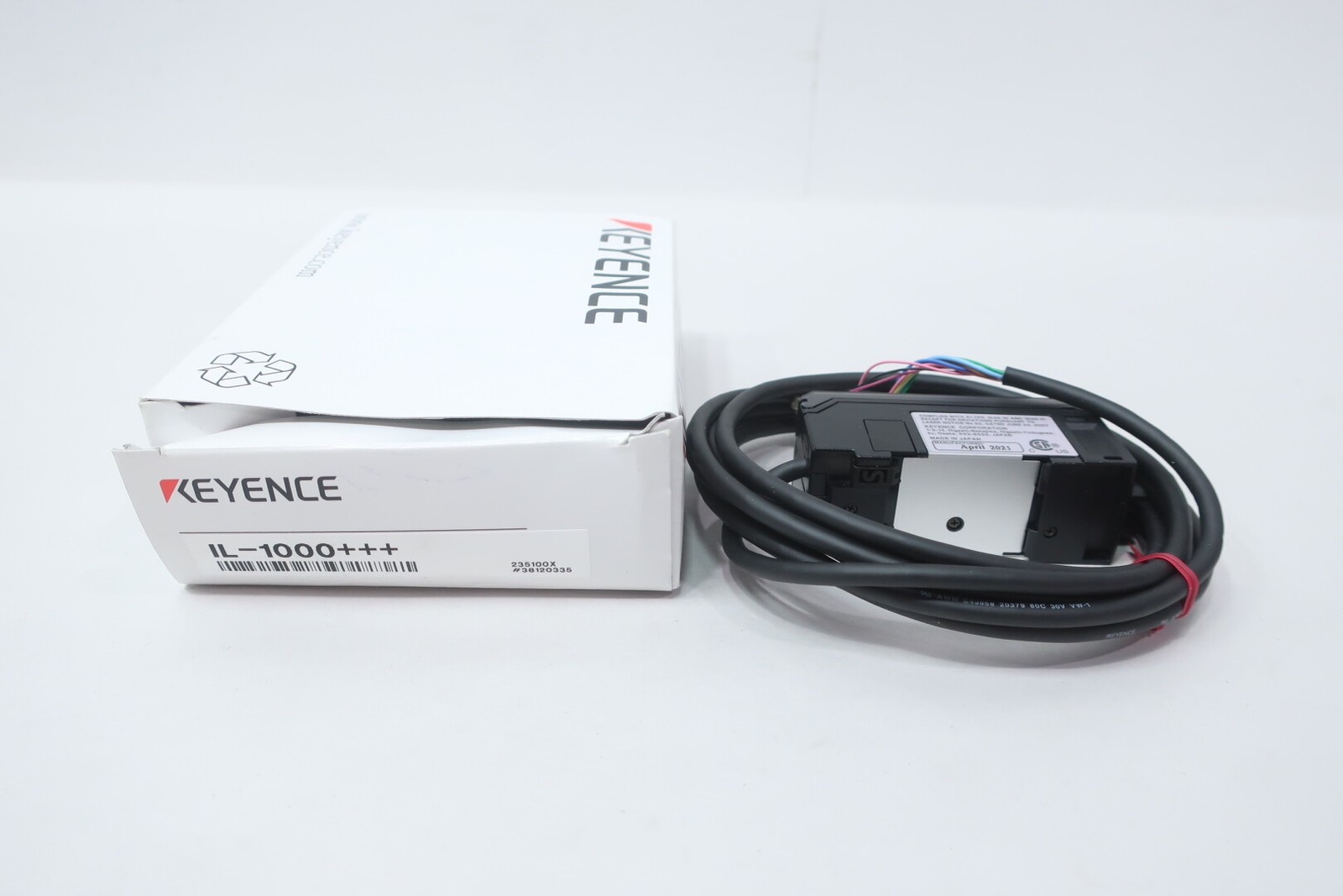 Keyence IL-1000 Laser Amplifier Sensor 10-30v-dc