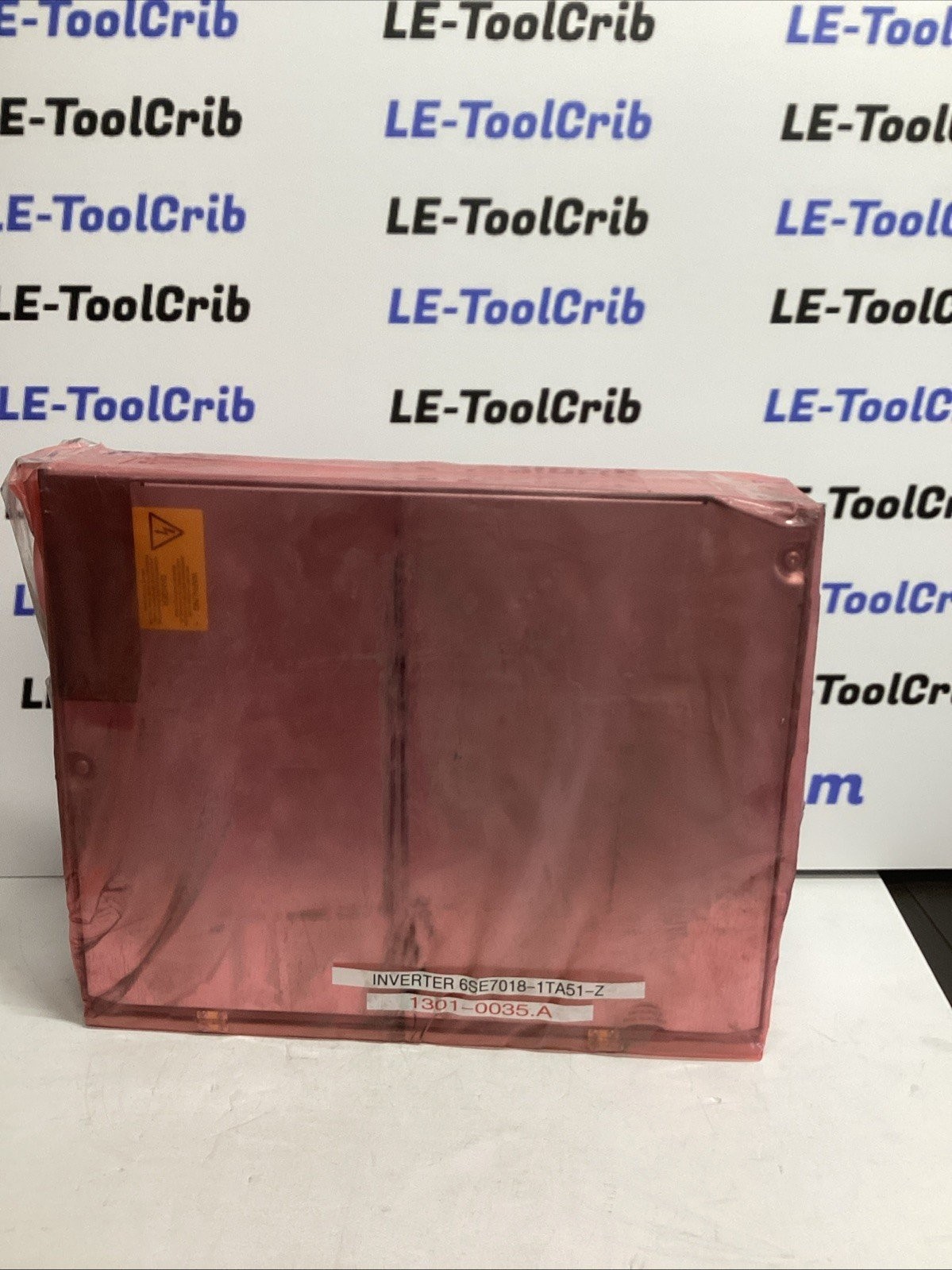SIEMENS VECTOR CONTROL INVERTER 6SE7018-0TA51-Z H-289-S