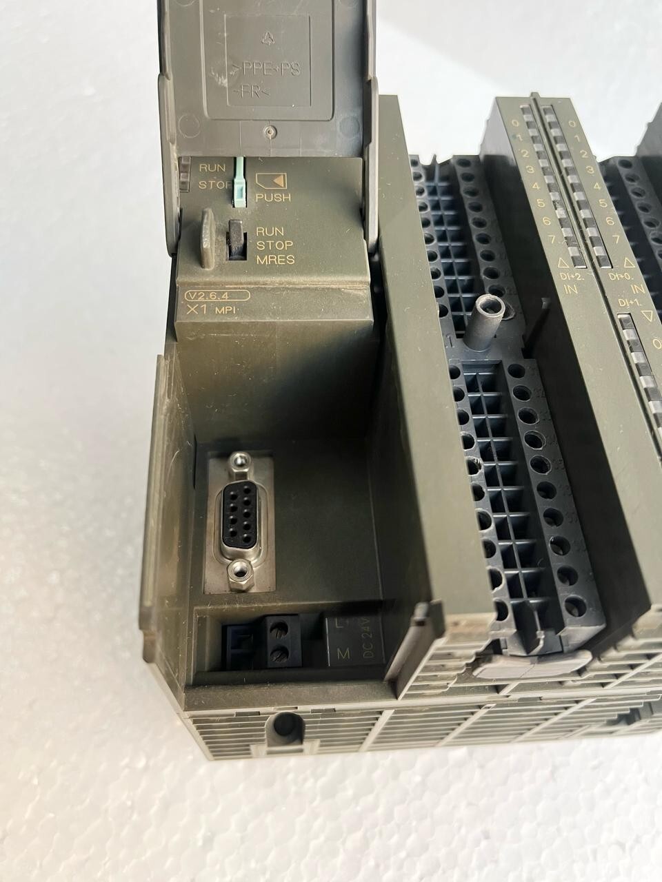 Siemens 6ES7 313-5BF03-0AB0 SIMATIC S7-300 CPU313C Controller / 6ES7313-5BF03-0