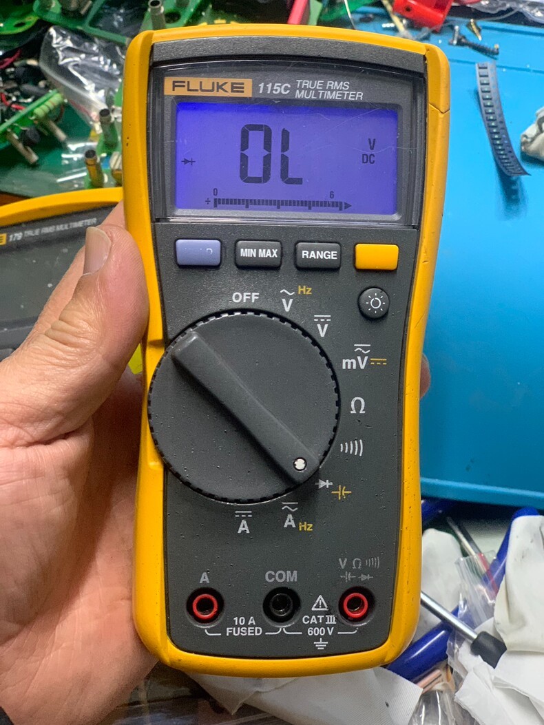 1PC Used Fluke 115C Digital Multimeter for industrial circuit measurement