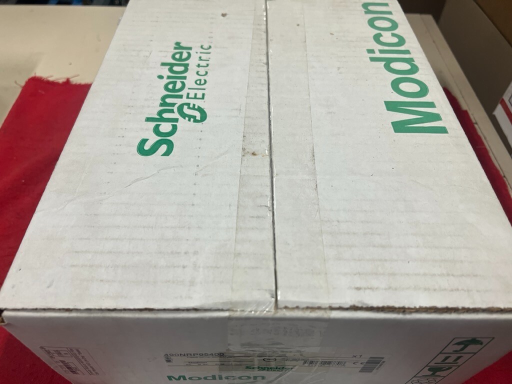 Schneider 1PC Brand New In Box 490NRP95400 Fast Ship