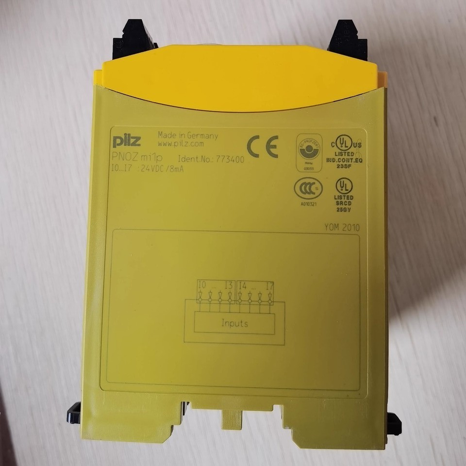 773400 1PCS NEW Pilz Safety Relay PNOZ mi1p 773400
