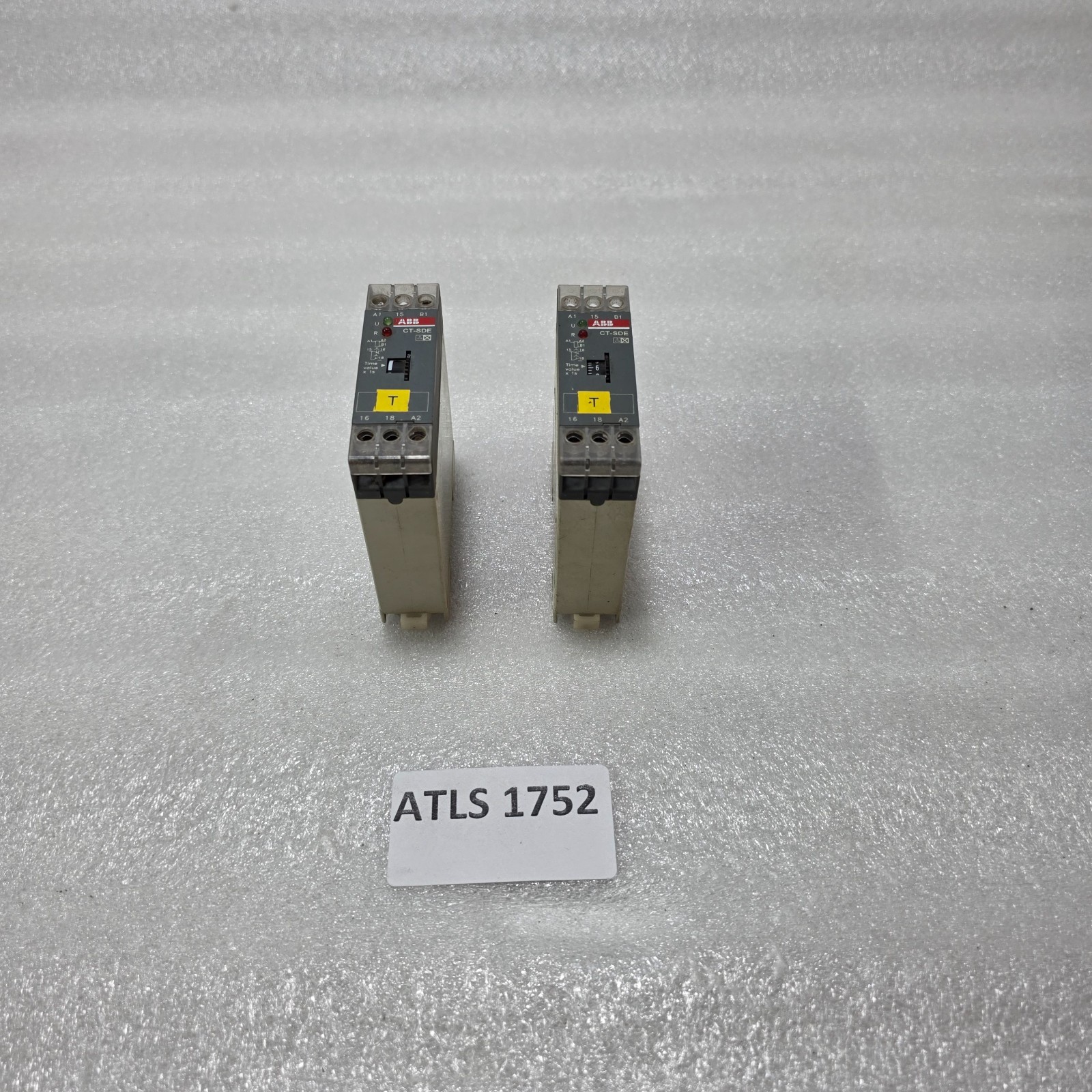 ABB CT-SDE STAR-DELTA TIMER RELAY – CAT. NO. 1SVR550217R4100