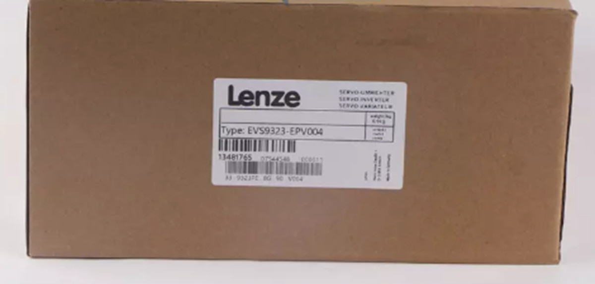 New In Box LENZE Servo Drive Inverter EVS9323-EPV004 EVS9323EPV004