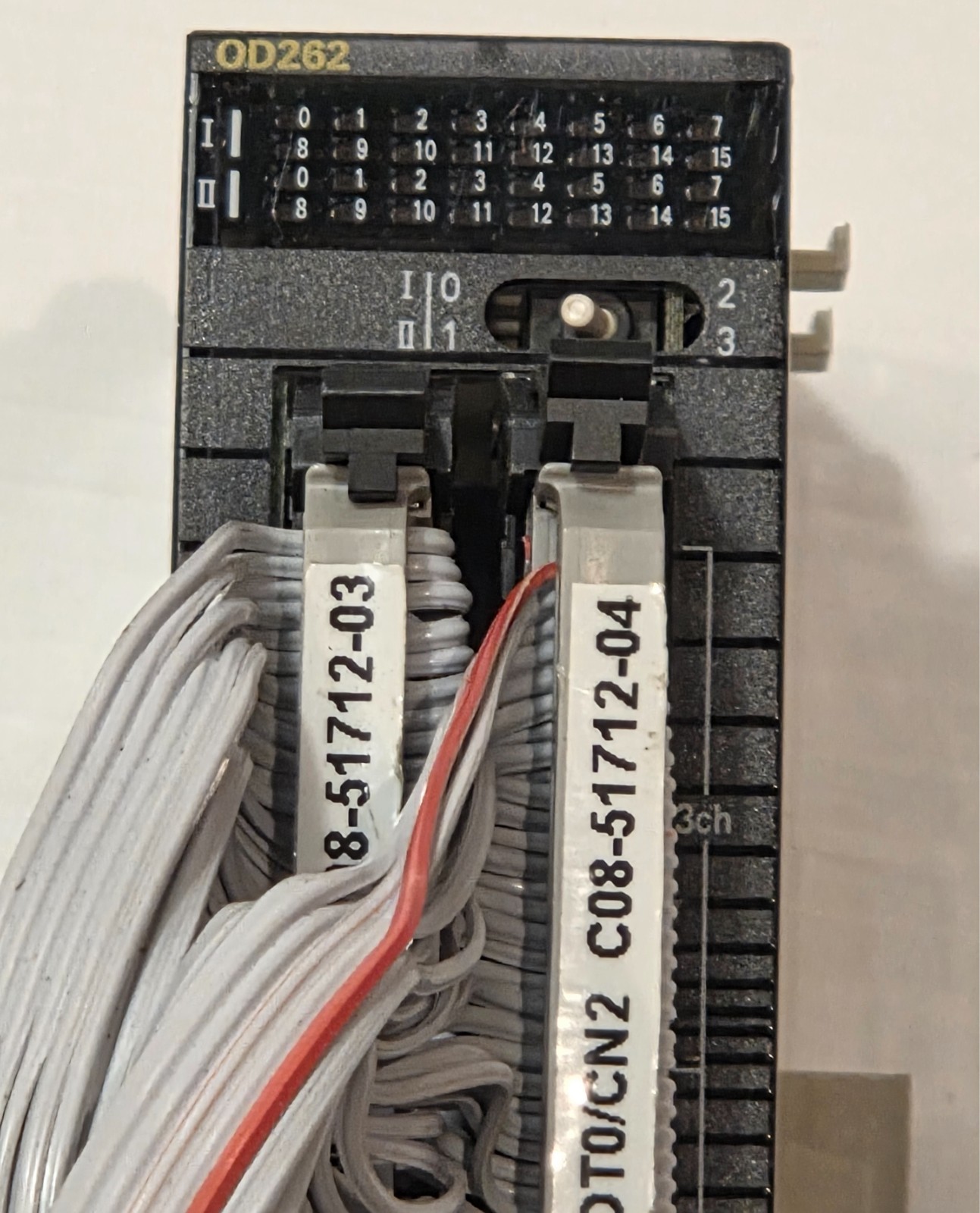 Omron CJ1W-OD262 Digital Output Module With Free Terminal Cables