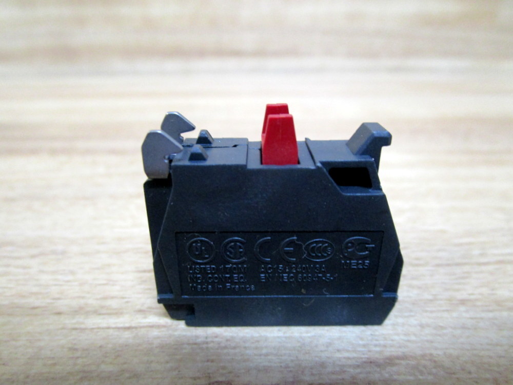 Telemecanique ZBE-102 Block ZBE102 35564 Schneider (Pack of 30)