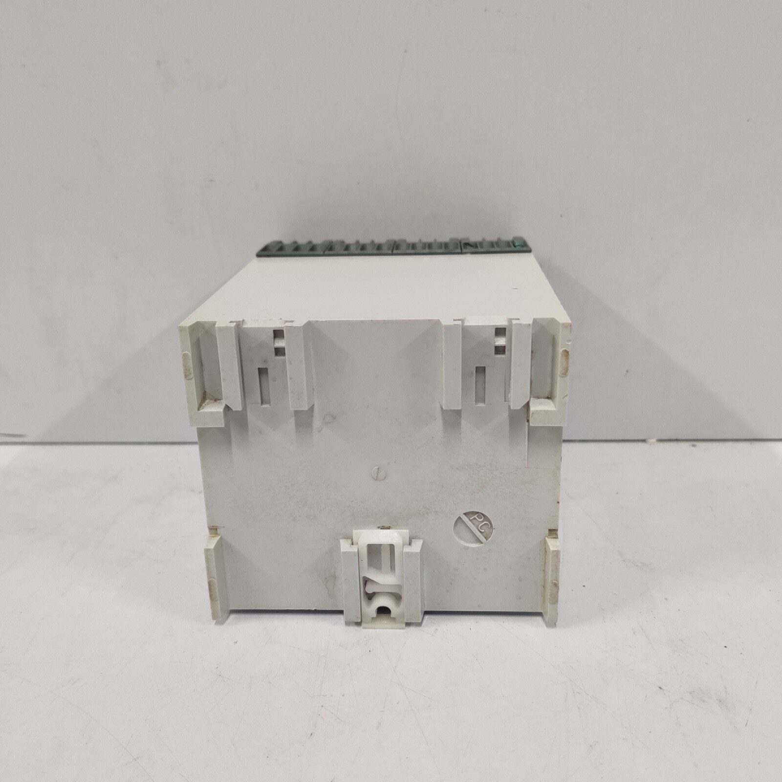 ABB PLUTO B46 V2 safety relay 2TLA020070R1700
