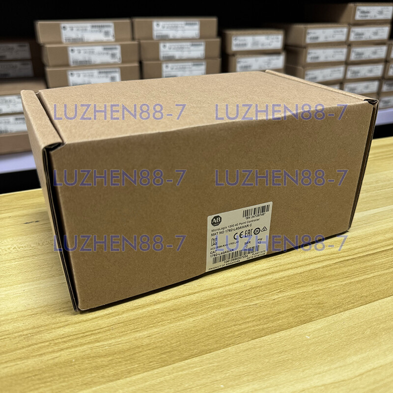 AB New 1762-L40AWAR PLC controller in box 1PCS Free Shipping