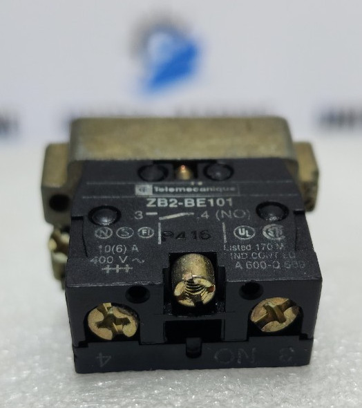 [LOT OF 4] Telemecanique ZB2-BE101 Contact Block With Base