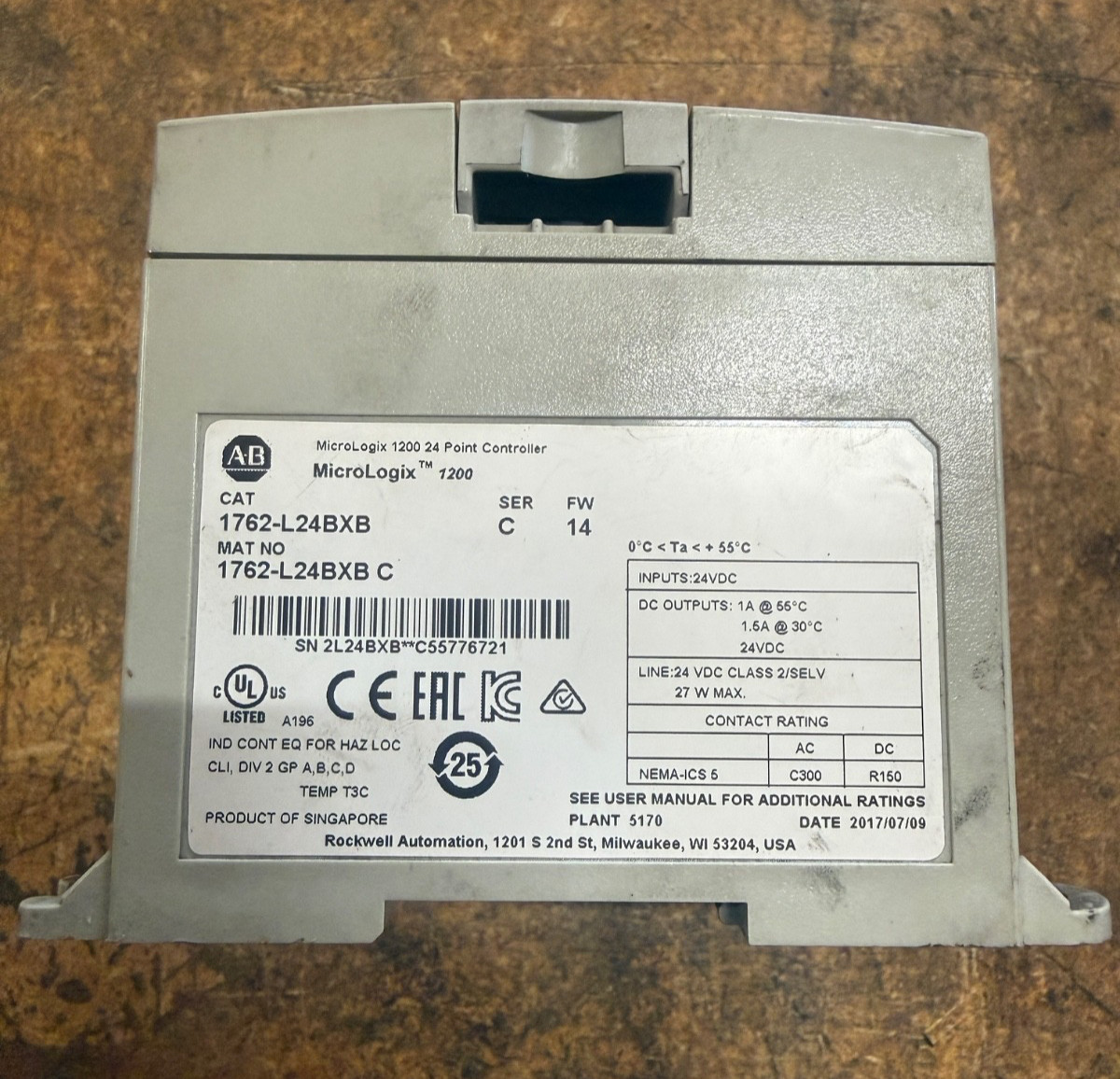 Allen Bradley 1762-L24BXB Ser C Micrologix 1200 (TESTED)