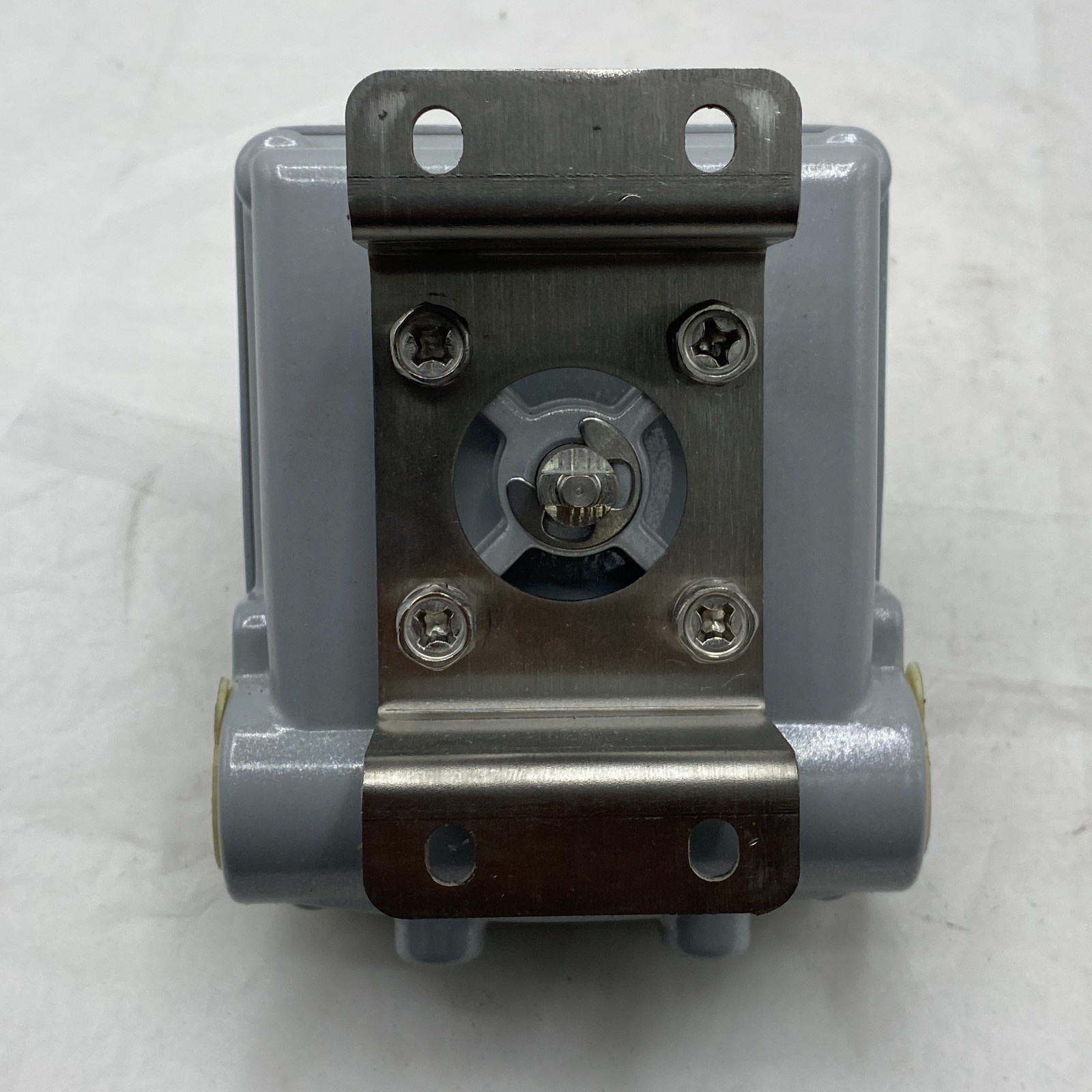 Festo 3482805 SRBC-CA3-YR90-MW-22A-1W-C2P20 Type 4/4X IP67
