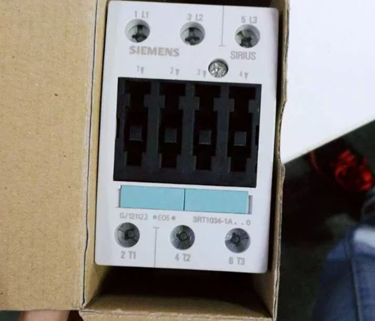 NEW SIEMENS 3RT1034-1AC20 3RT10341AC20 Contactor