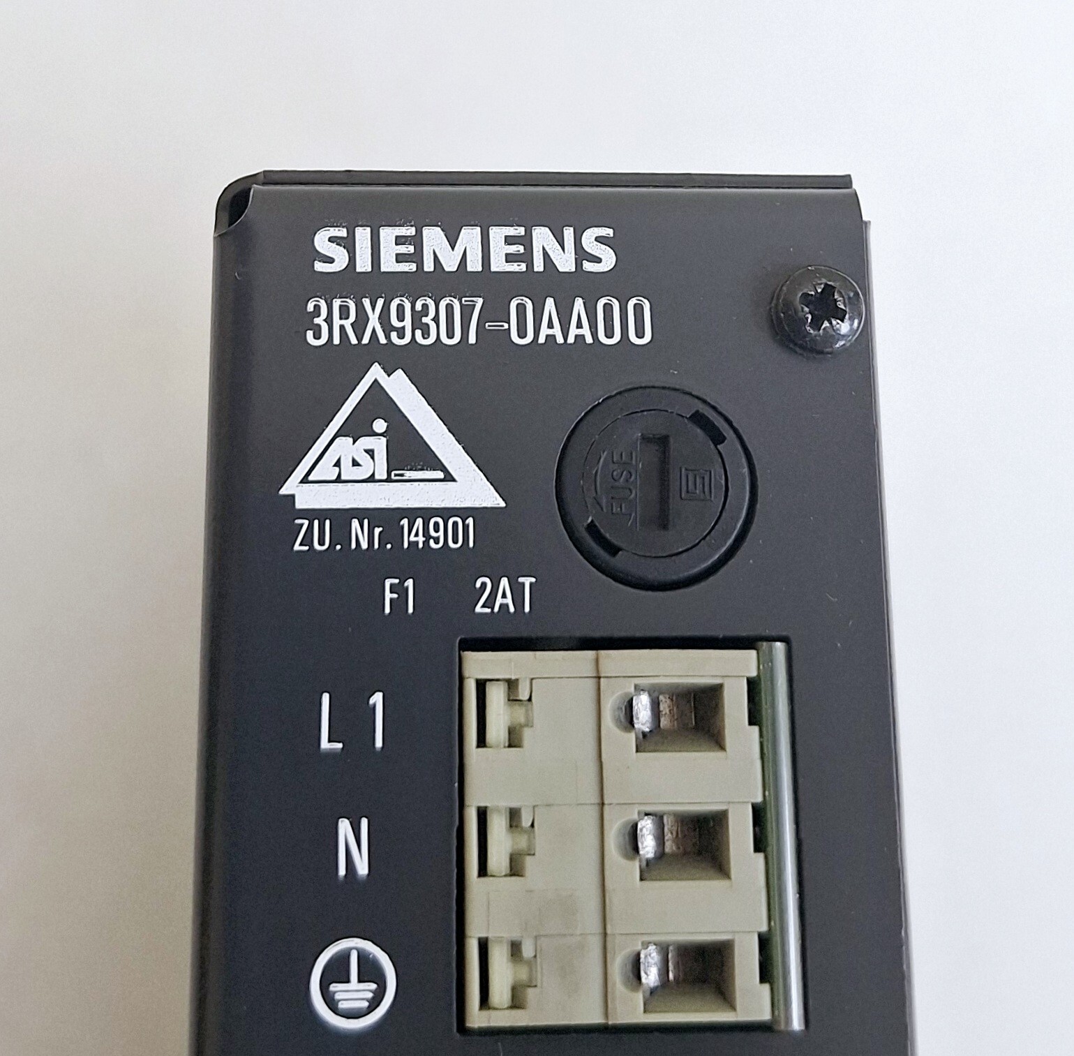 Siemens 3RX9307-OAAOO Power Supply 2.4A