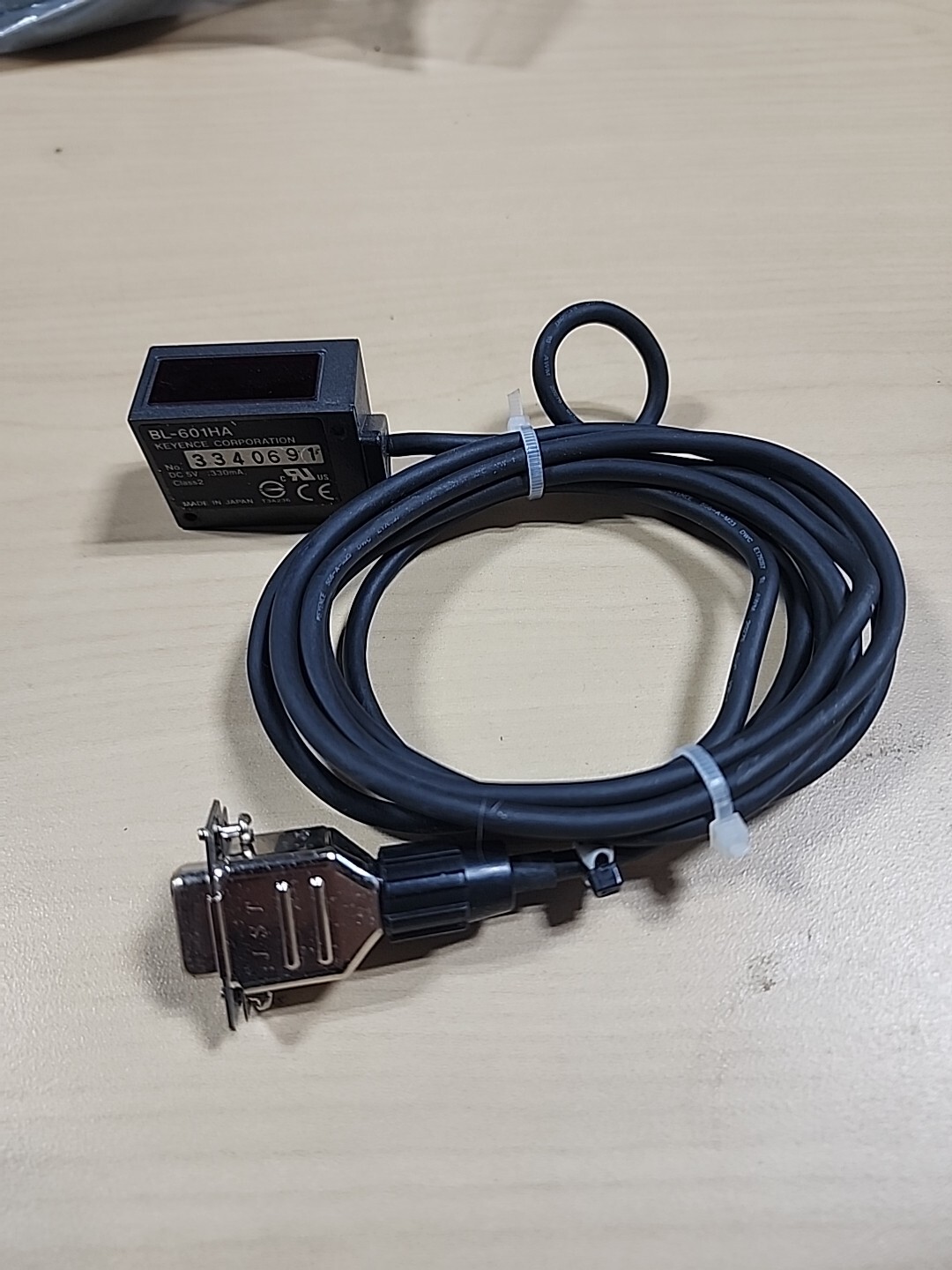 Keyence BL-601HA Laser Barcode Reader BL-600 Series High Resolution