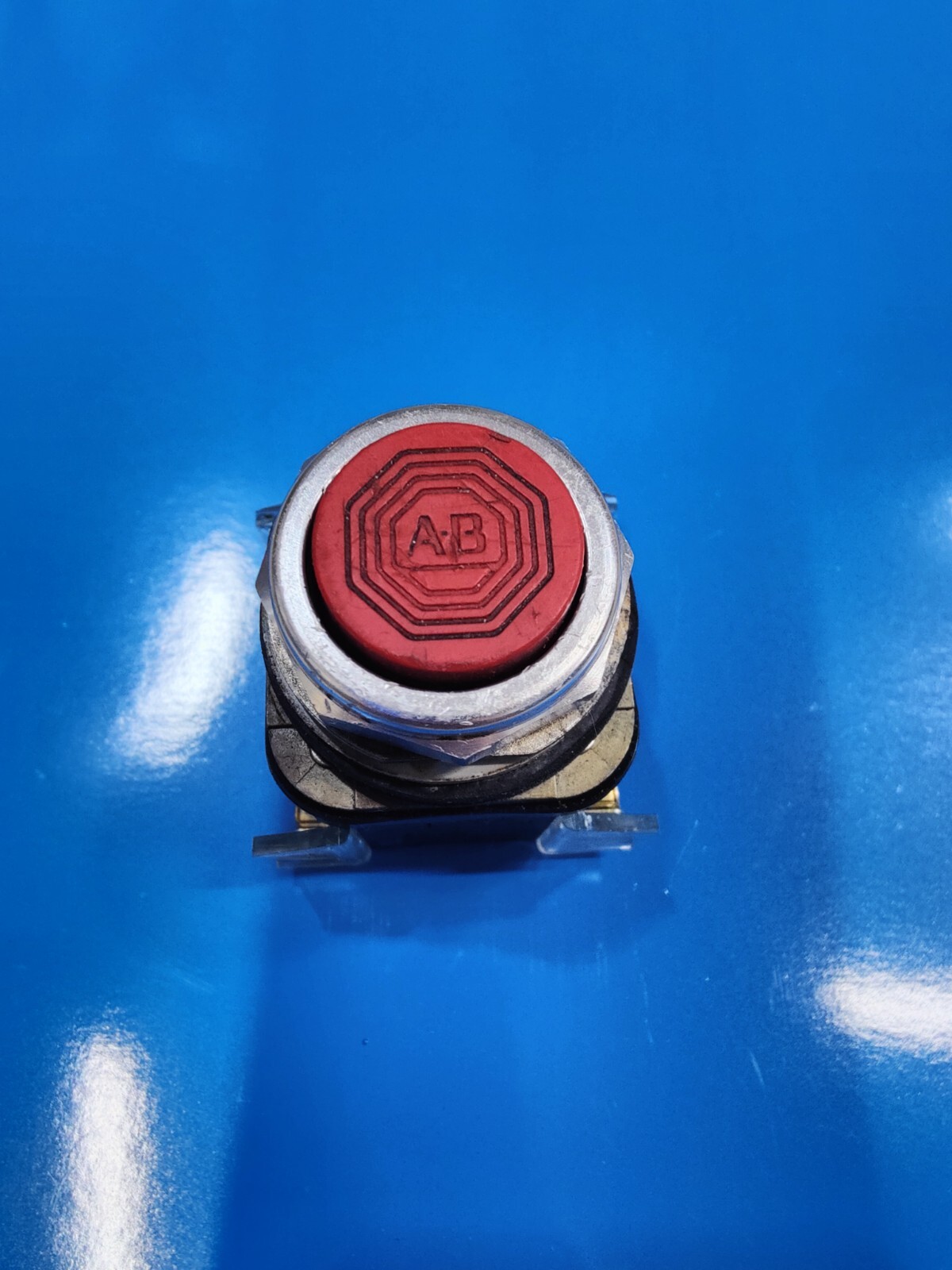 800T-A2A Allen Bradley Red Push Button with two 800T-XA contact blocks