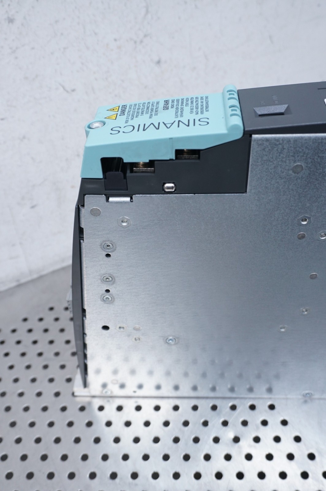 Siemens Sinamics S120 Double Motor Module Input 6SL3120-2TE21-0AD0