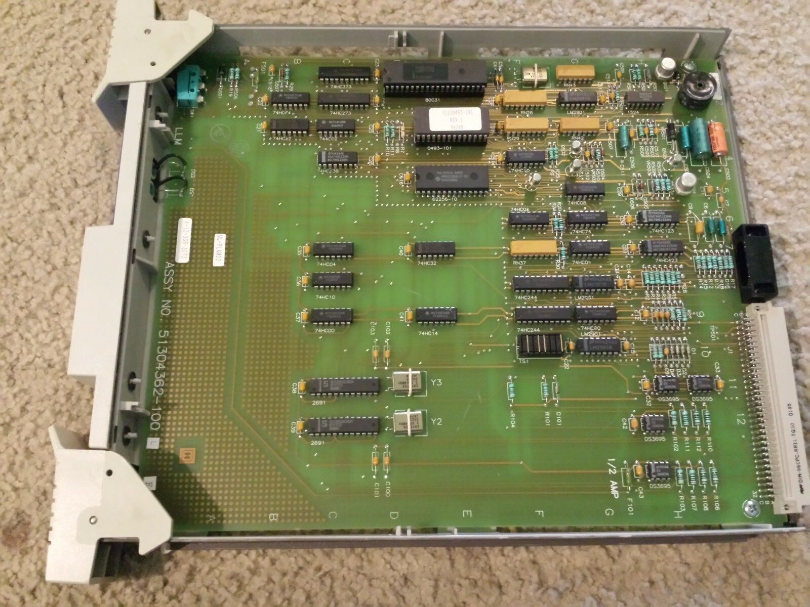 USED Honeywell 51304362-100 UCN Low Level Analog Mux Card HW L FW E