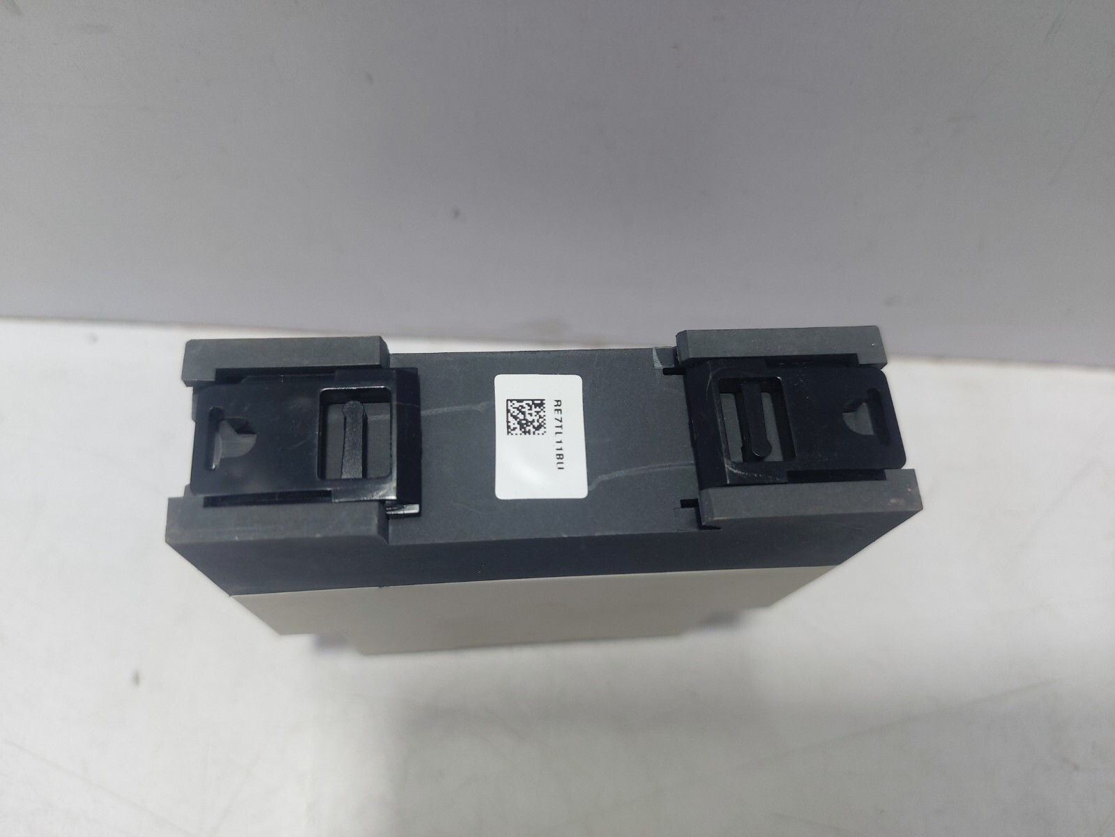 Schneider RE7TL11BU On Delay Timer Relay RE7 TL11BU