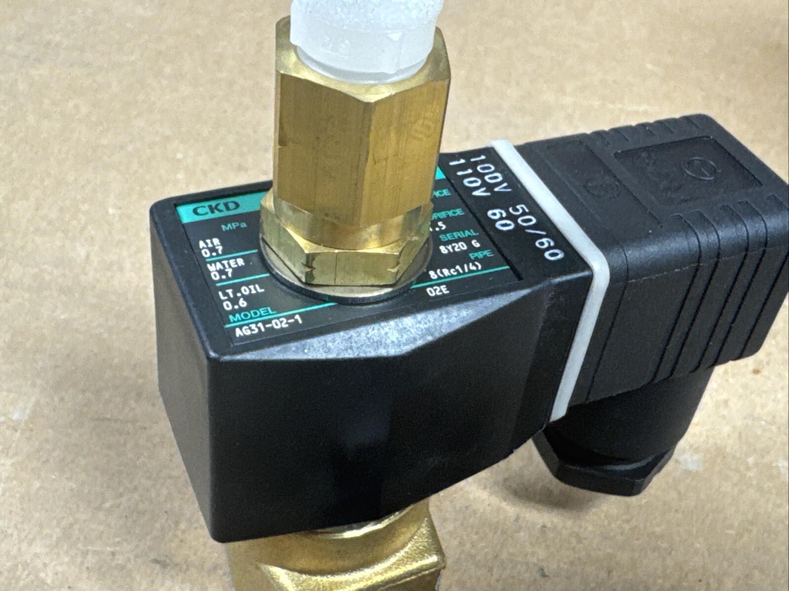 NEW CKD AG31-02-1-AC110V Solenoid Valve Air / Water / Oil 100/110V AG31-02-1