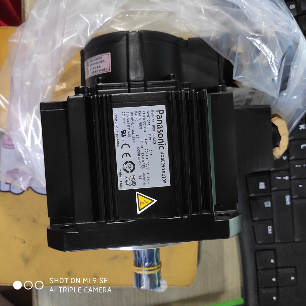 1PC Panasonic Servo Motor MDME152GCGM New In Box Expedited Shipping