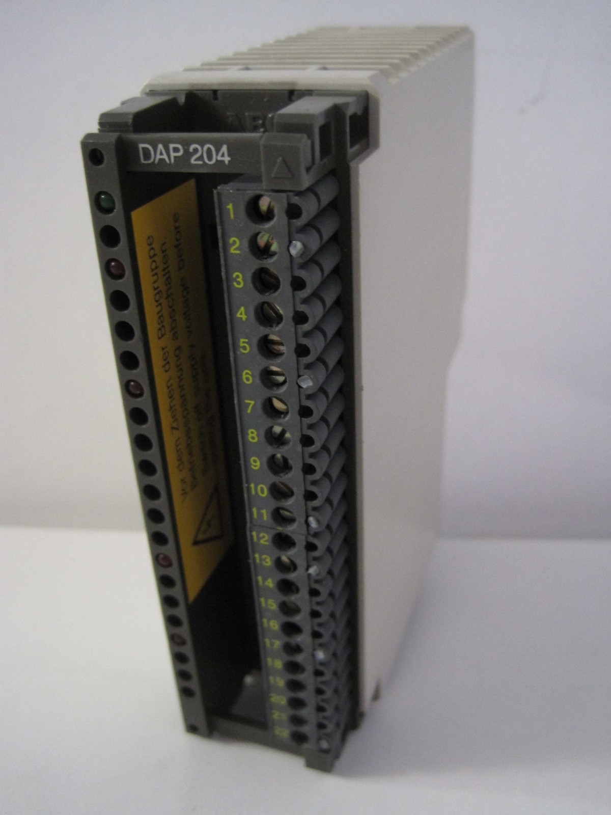 AEG Modicon SPS A120 DAP204 DAP 204 Digitale Ausgabe Ausgang Baugruppe Output