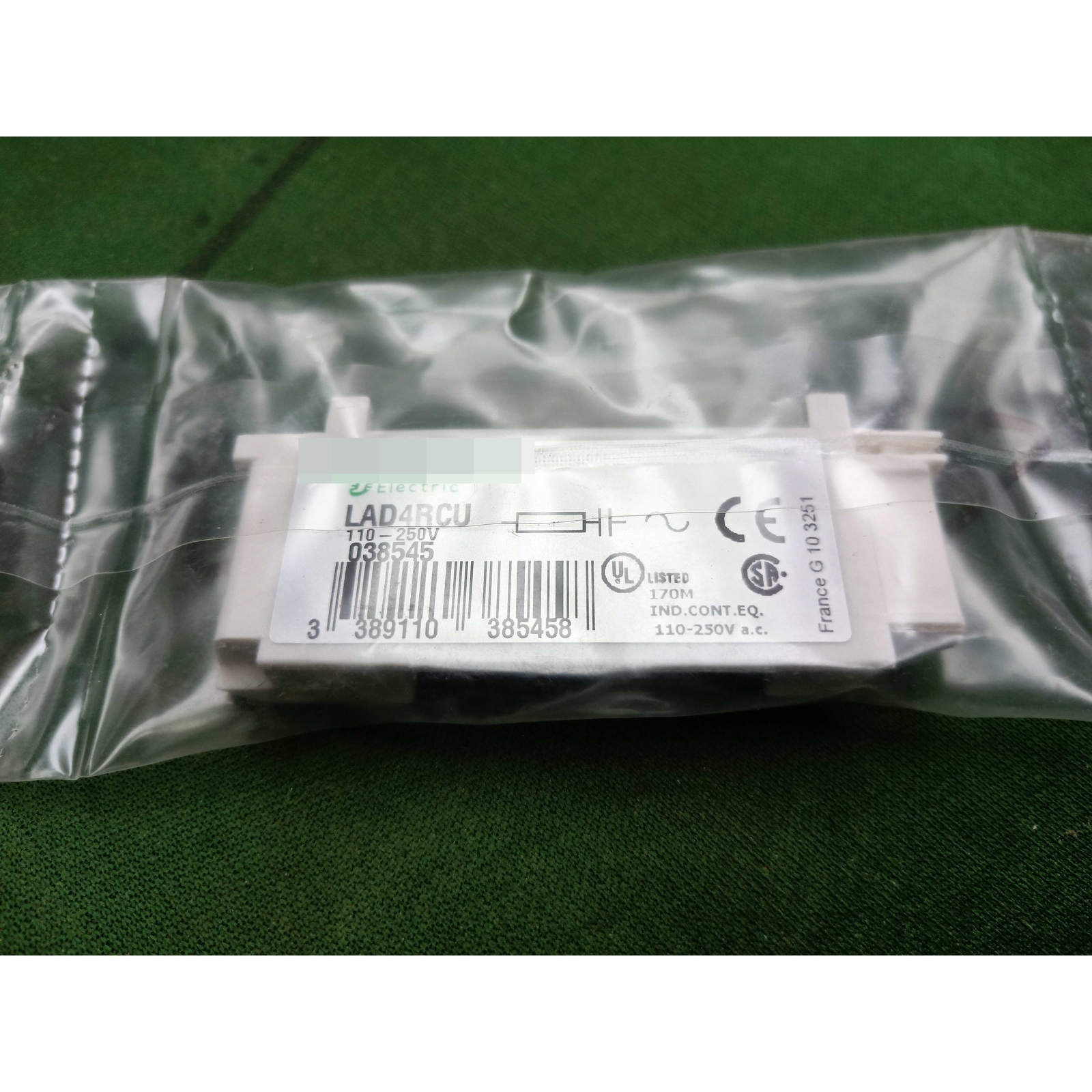 1pc brand New snd LAD4RCU Suppressor Contactor Fast Delivery