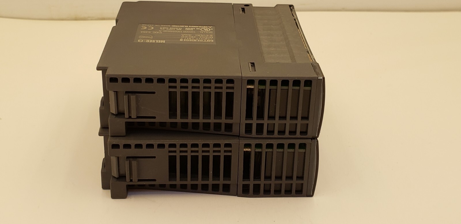MITSUBISHI QX40 INPUT UNIT, 24VDC 4mA (LOT OF 2)