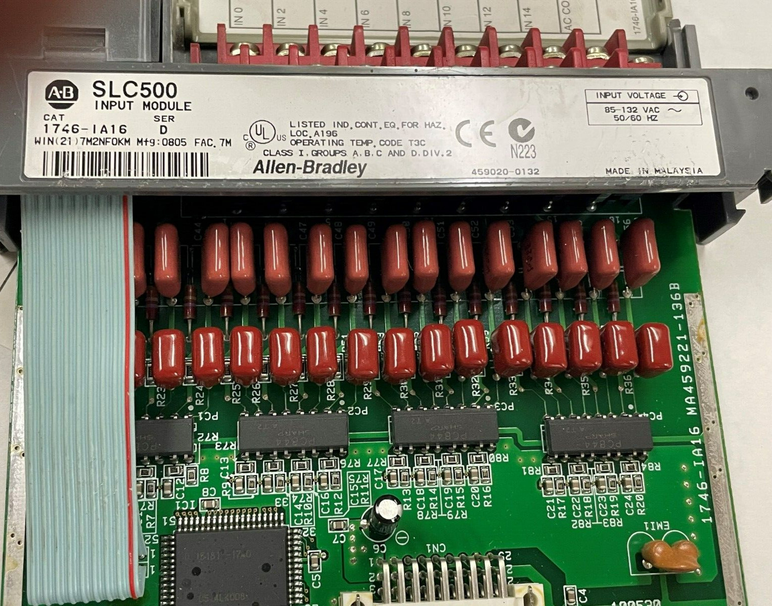 ALLEN BRADLEY 1746-IA16 INPUT MODULE