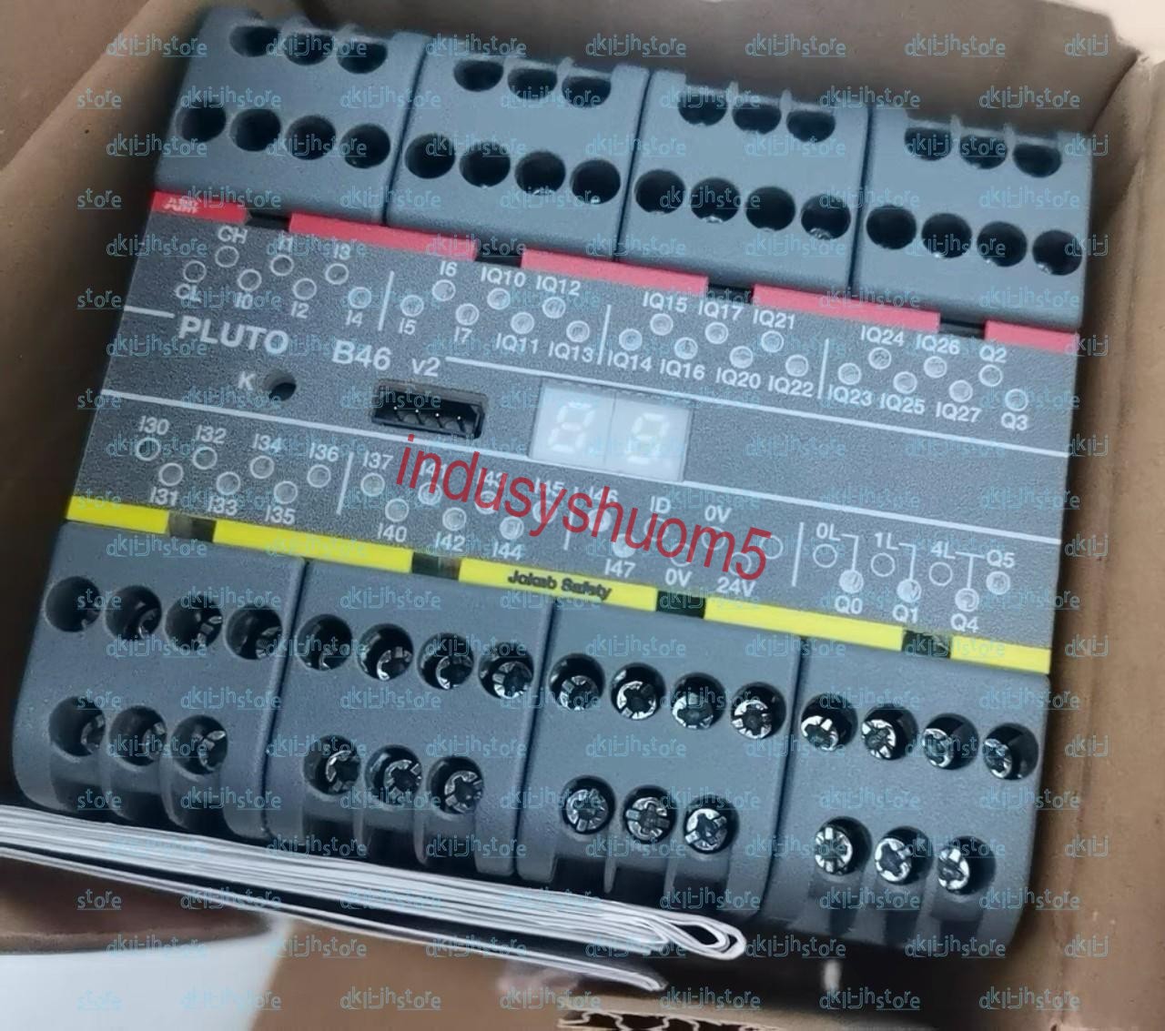 1PCS New ABB PLUTO B46 V2 Programming controller 2TLA020070R1700