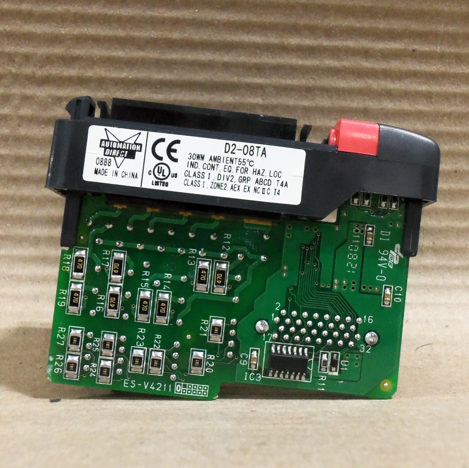 AUTOMATION DIRECT D2-08TA DIRECT LOGIC 205 KOYO OUTPUT MODULE Z-8TA1 110-220 VAC