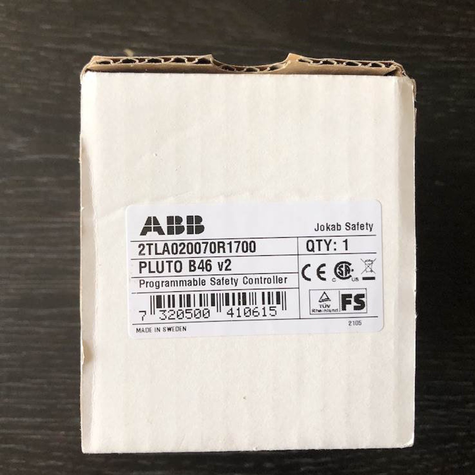 1piece new ABB 2TLA020070R1700 Programmable Safety Controlle Free ship