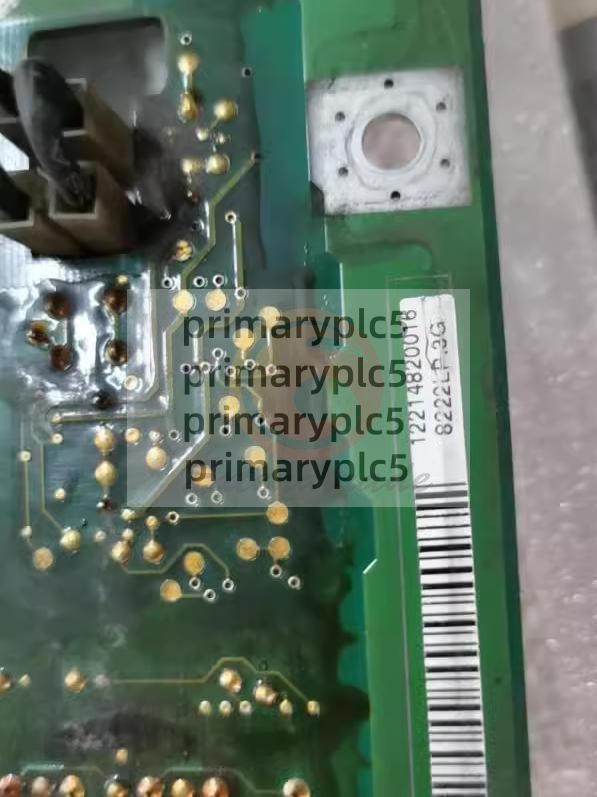 ONE Used Lenze Inverter drive board 8222LP.3G