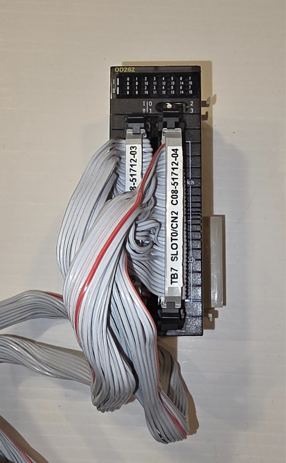 Omron CJ1W-OD262 Digital Output Module With Free Terminal Cables