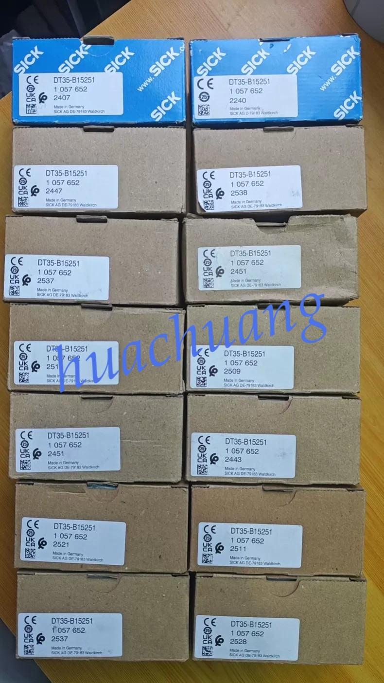 DT35-B15251 1057652 Distance sensor DT35-B15251