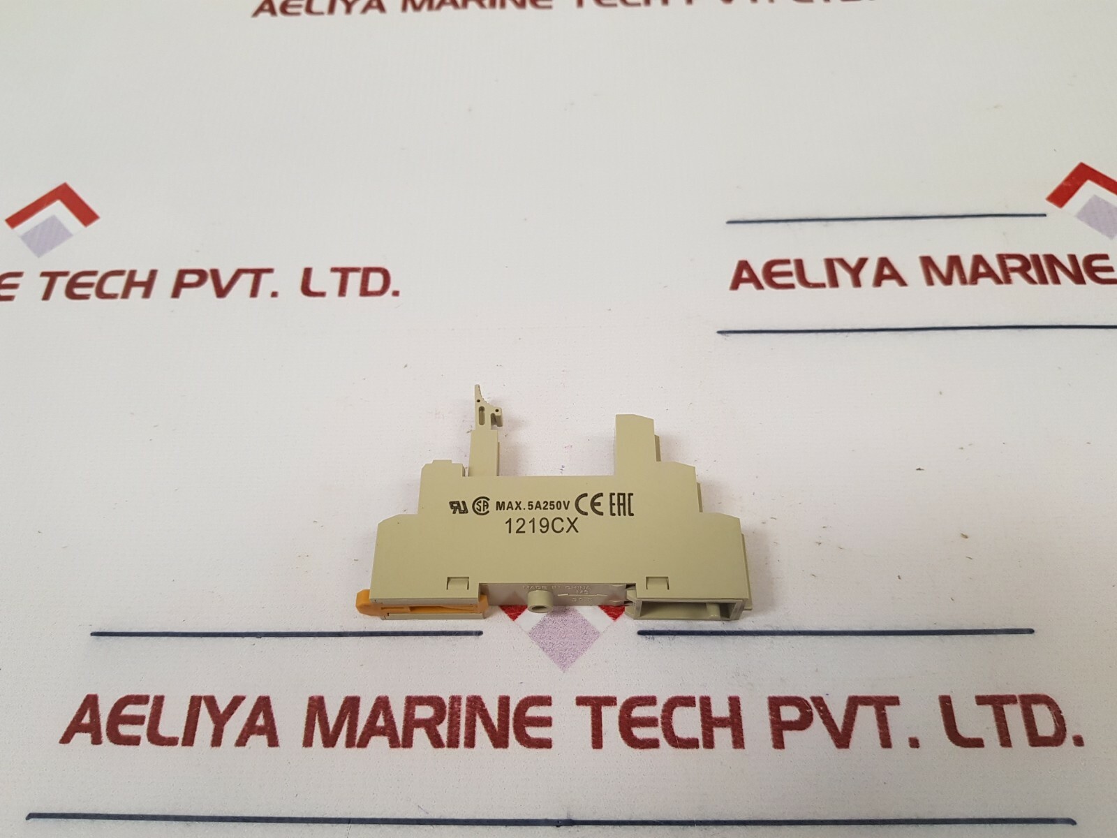 Omron P2RF-08-E Relay Socket Base