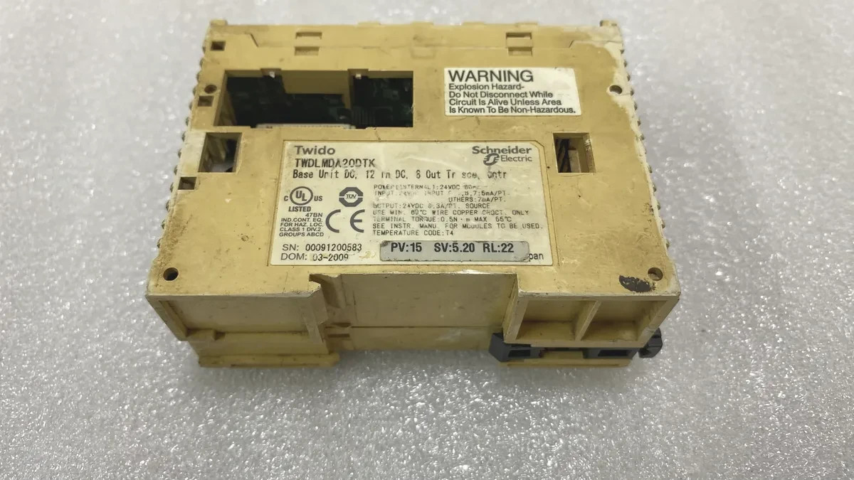 S Electric TWDLMDA20DTK Twido PLC Base Unit 24VDC 12In 8Out Pre-Owned
