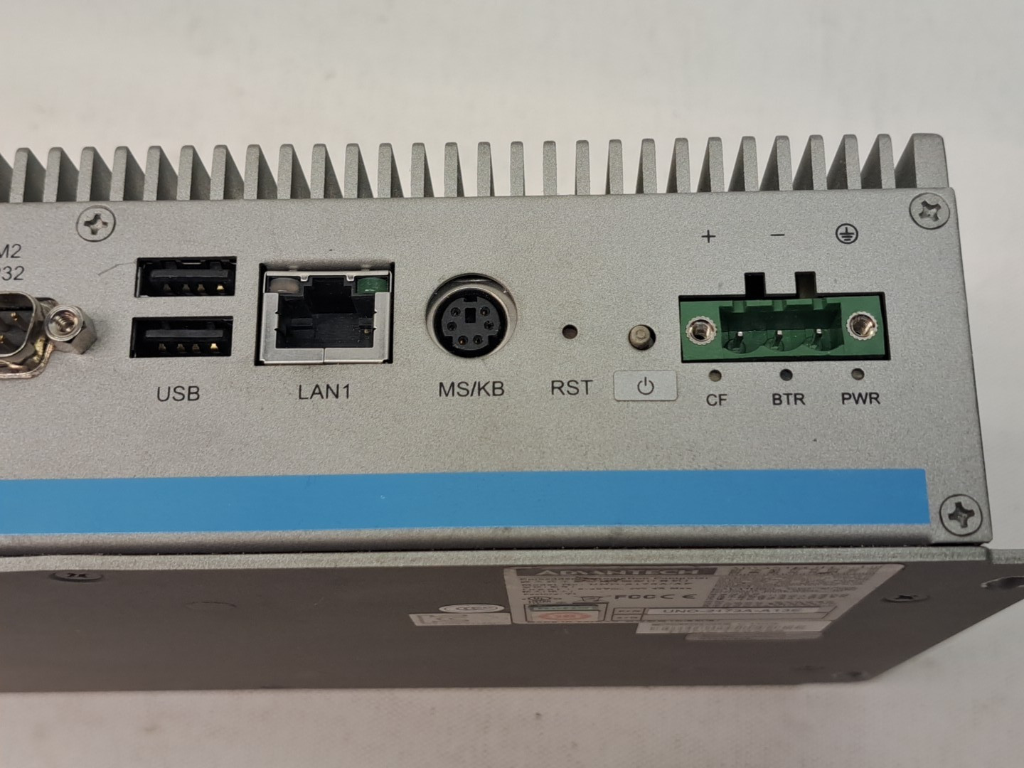 Advantech UNO-2173A-A13E Embedded Automation Computer / Fanless Box PC USED