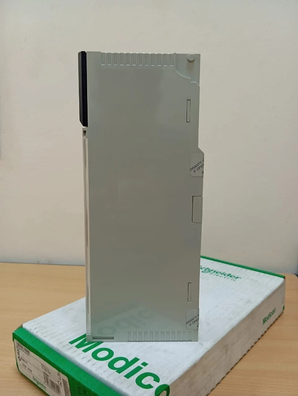Schneider Electric / BackPlane Expander / 140XBE10000