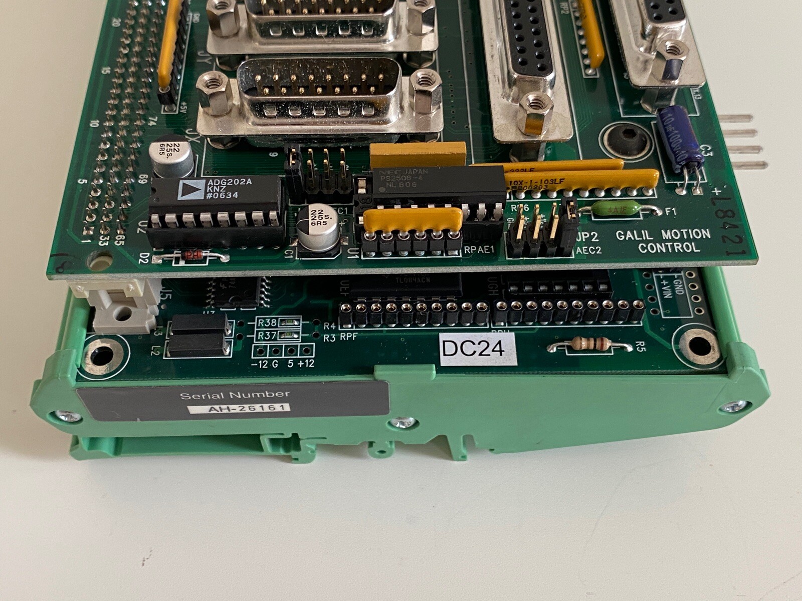 Galil Motion Controller DCM-2143, 24VDC DIN mount plus two IMC-20105 modules.