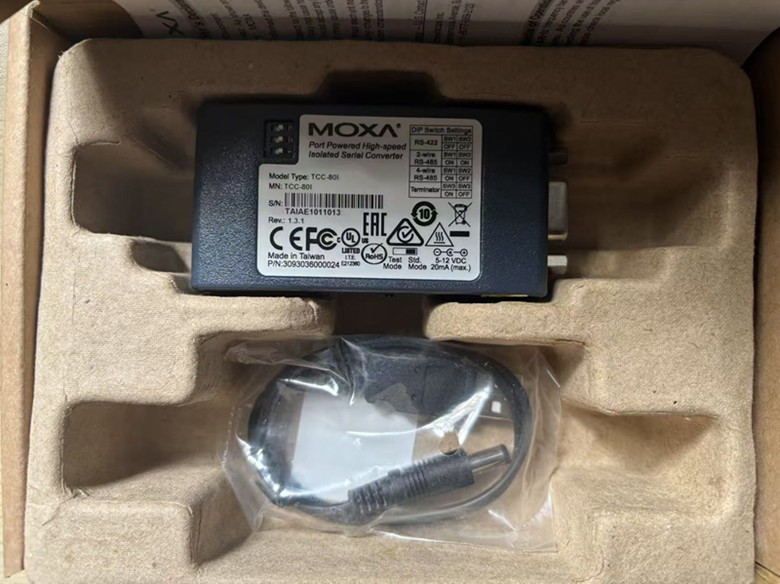 1pcs NEW MOXA TCC-80I interface converter with photoelectric isolation
