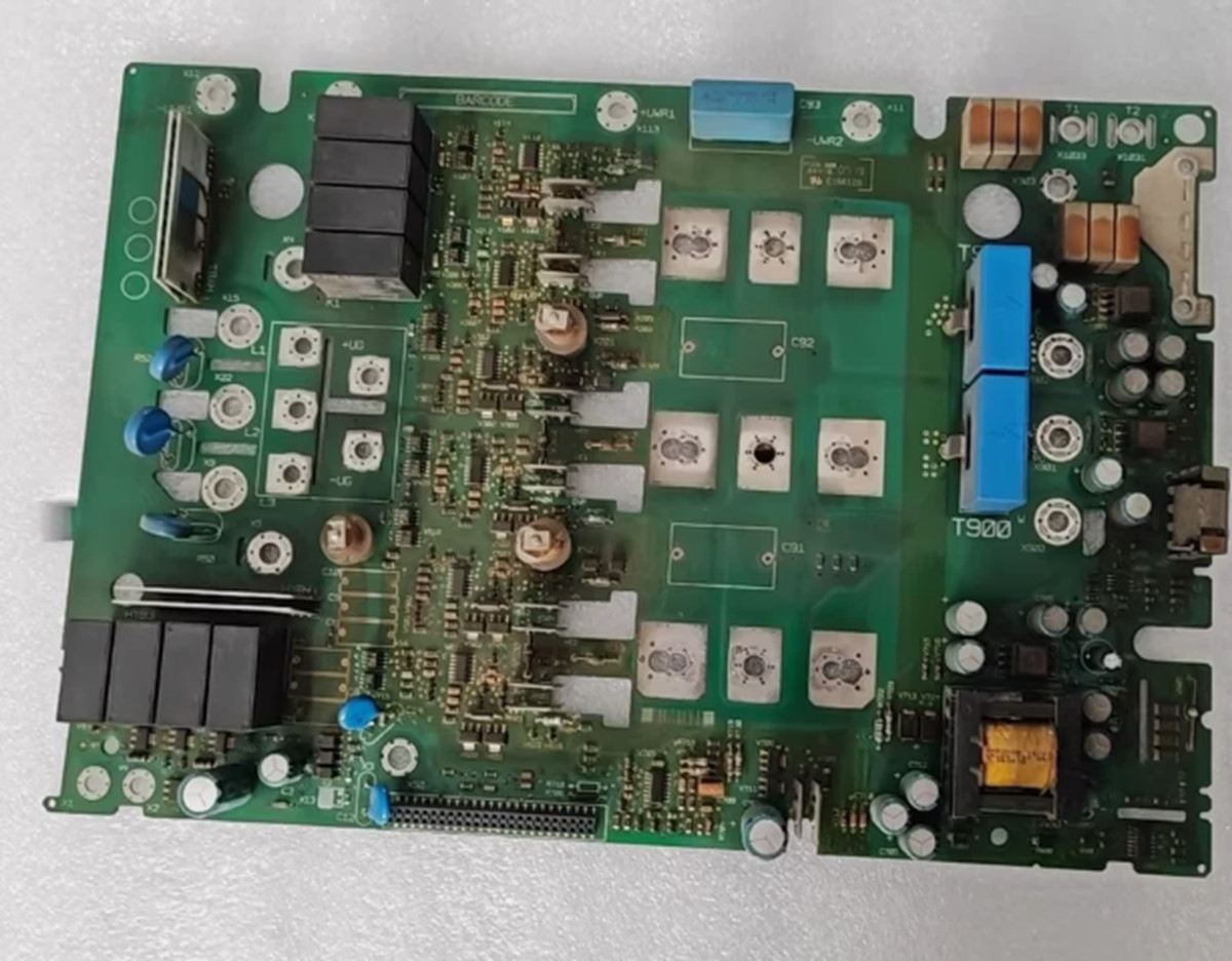 Used & Tested LENZE 8222Lp.1.D.V201 8222LP.1D.V201 Frequency Converter