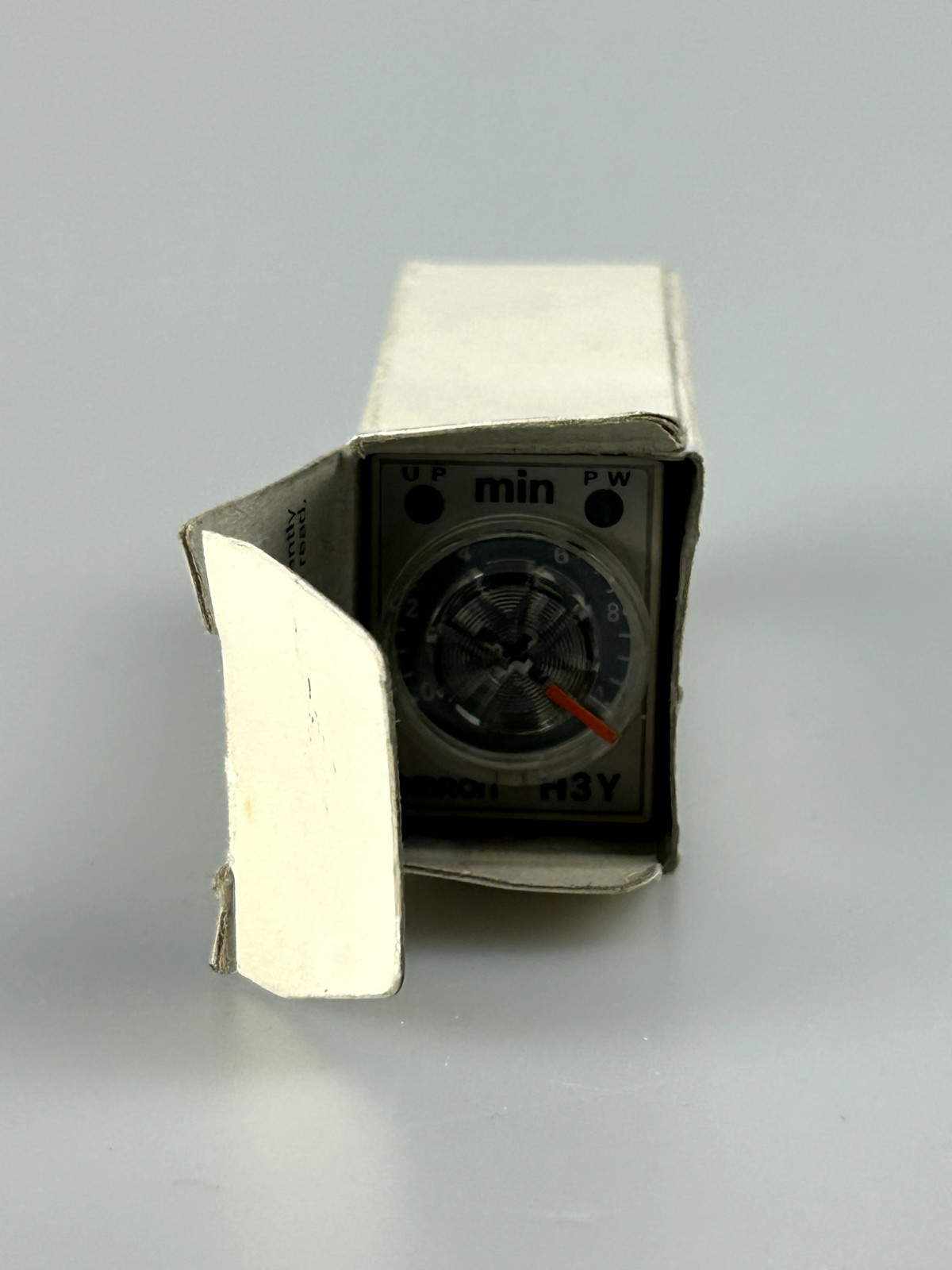 Omron H3Y-4 Time Delay Relay 0-10 Minutes 100-120VAC Coil 3A Resistive