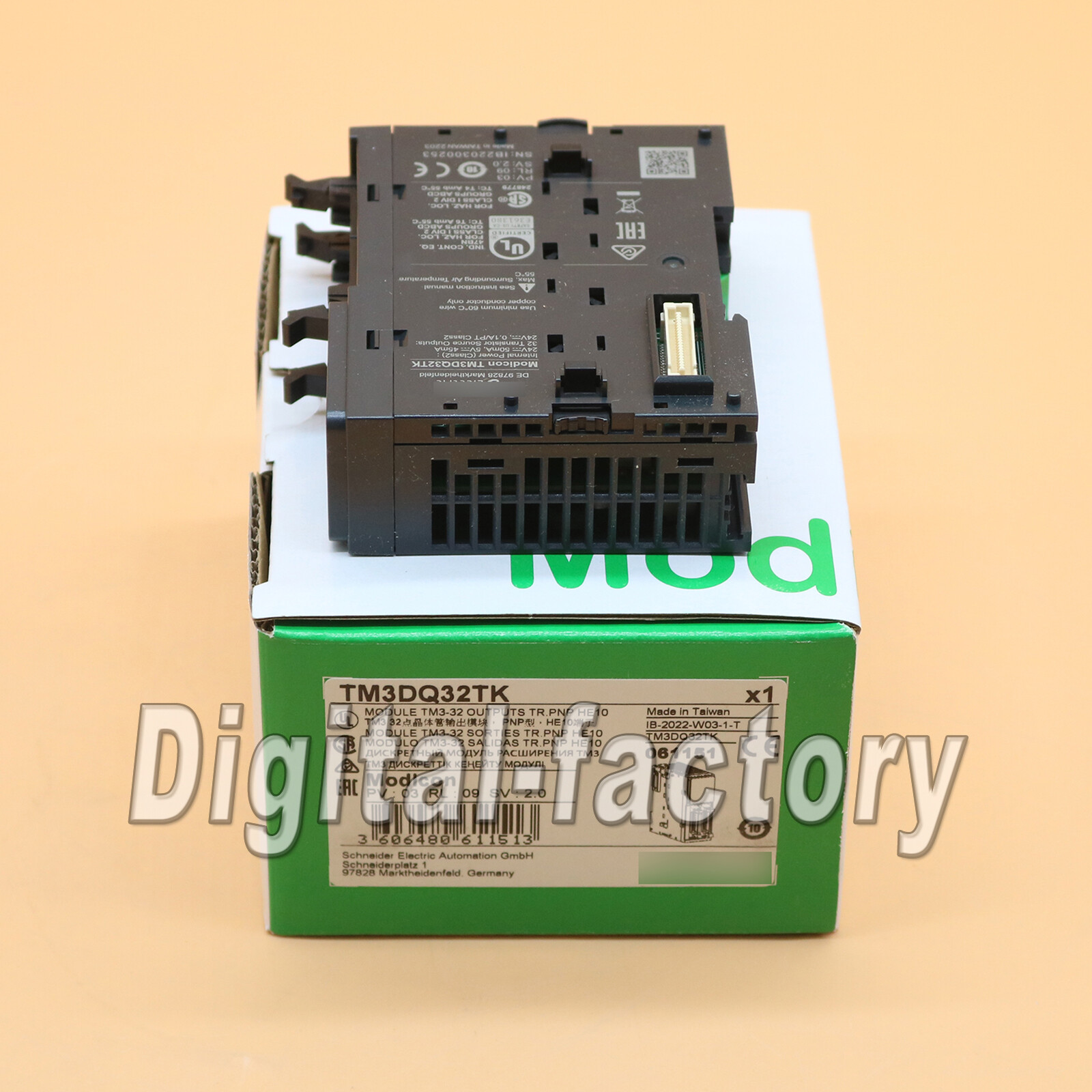 1pc new Schneider TM3DQ32TK PLC programmable controller Free shipping