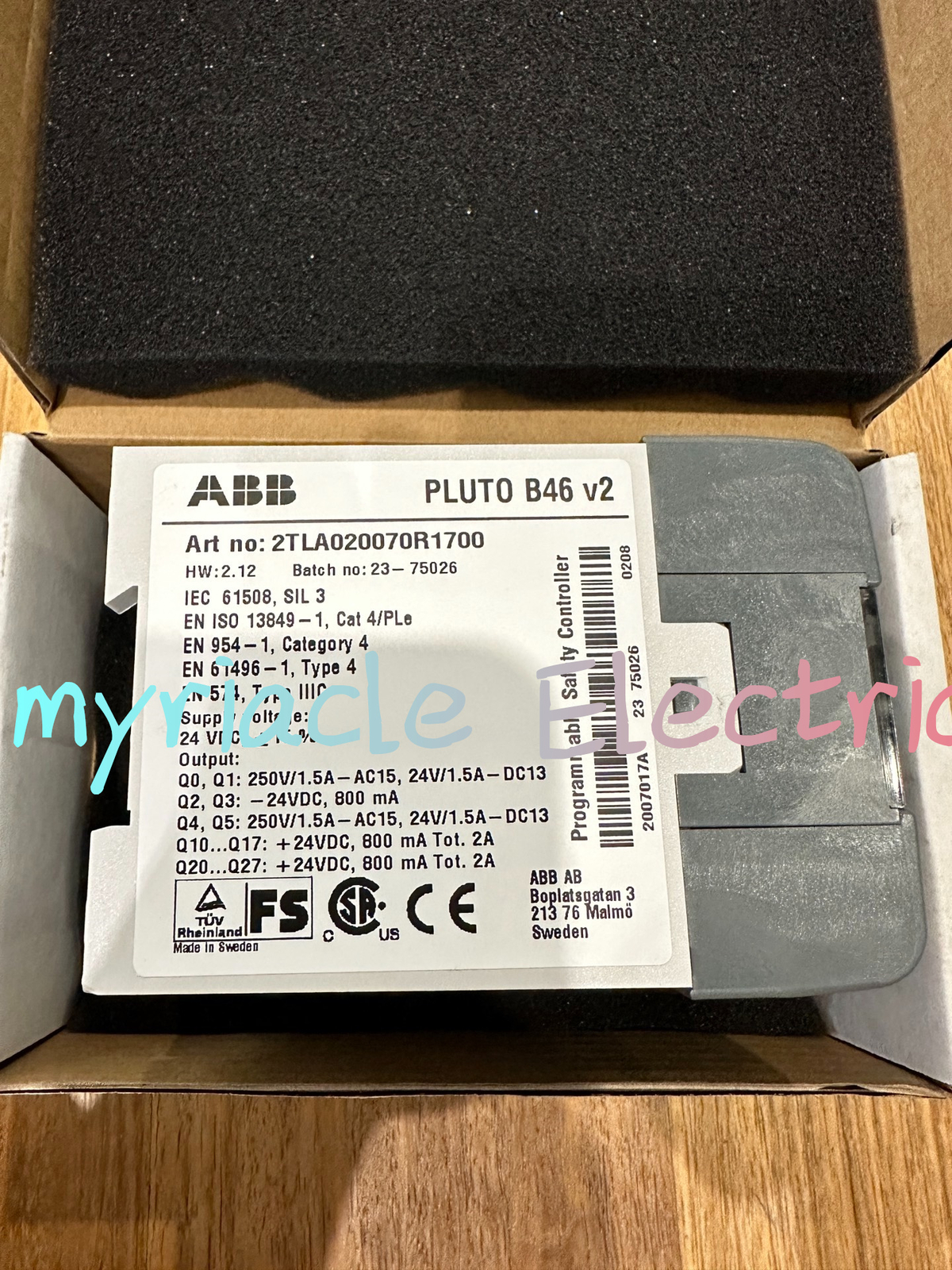 ABB 2TLA020070R1700 Programmable Safety Controlle Brand New Fast FedEx or DHL#L